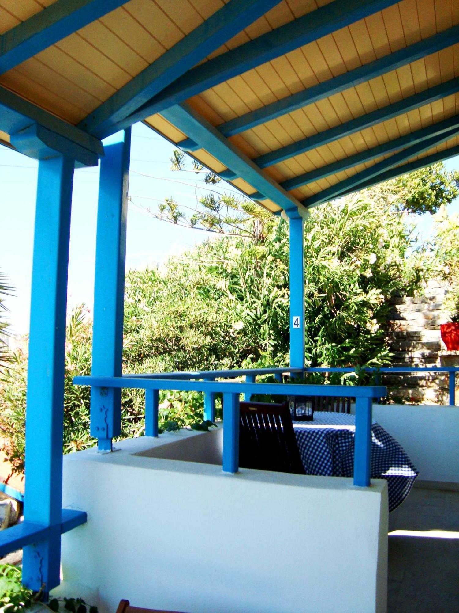 Corina Apartments Sitia  Buitenkant foto