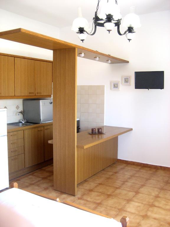Corina Apartments Sitia  Kamer foto