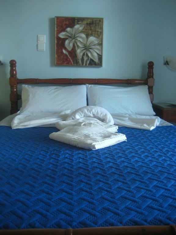 Corina Apartments Sitia  Buitenkant foto